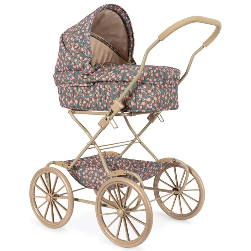 Doll Pram in Kyoto by Konges Sljd