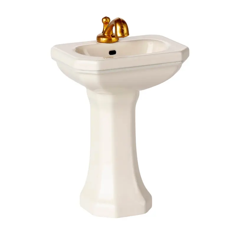 Mouse Bathroom Sink in Off-White by Maileg