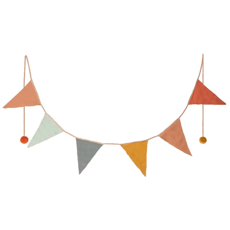 Big Garland with 6 Flags by Maileg