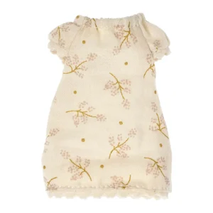 Nightgown For Big Sister Mouse by Maileg