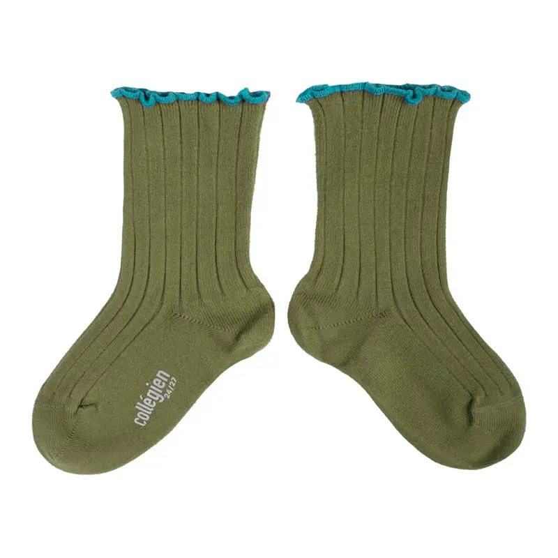 Delphine Lettuce Trim Ribbed Ankle Socks in Olive Du Luberon by Collegien