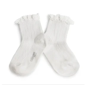 Lili Lace Trim Ribbed Ankle Socks in Blanc Neige by Collegien