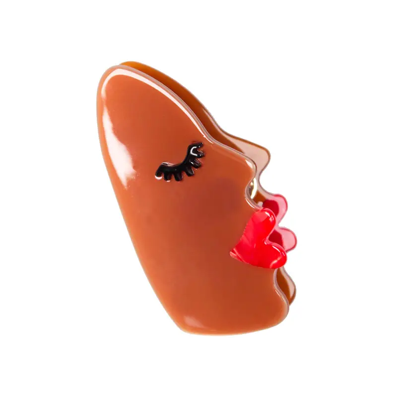 Face Hair Claw in Black by Coucou Suzette