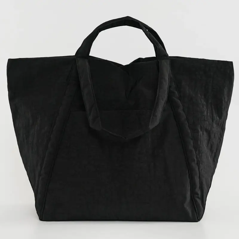 Travel Cloud Bag in Black by Baggu