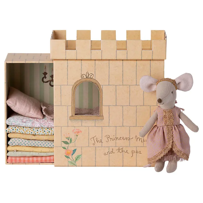 Princess and The Pea Mouse Play Set in Rose by Maileg