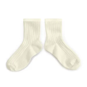 La Mini Ribbed Ankle Socks in Doux Agneaux by Collegien