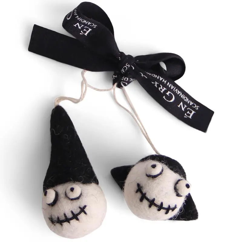 Dracula and Halloween Head Hanging Halloween Decorations by Gry & Sif