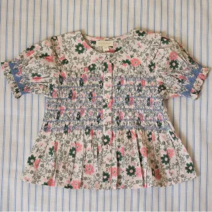 Handsmock Blouse in Prairie in Bloom by Bonjour