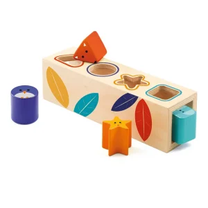 BoitaBasic Wooden Shape Sorter by Djeco