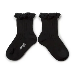 Lili Lace Trim Ribbed Ankle Socks in Noir De Charbon by Collegien