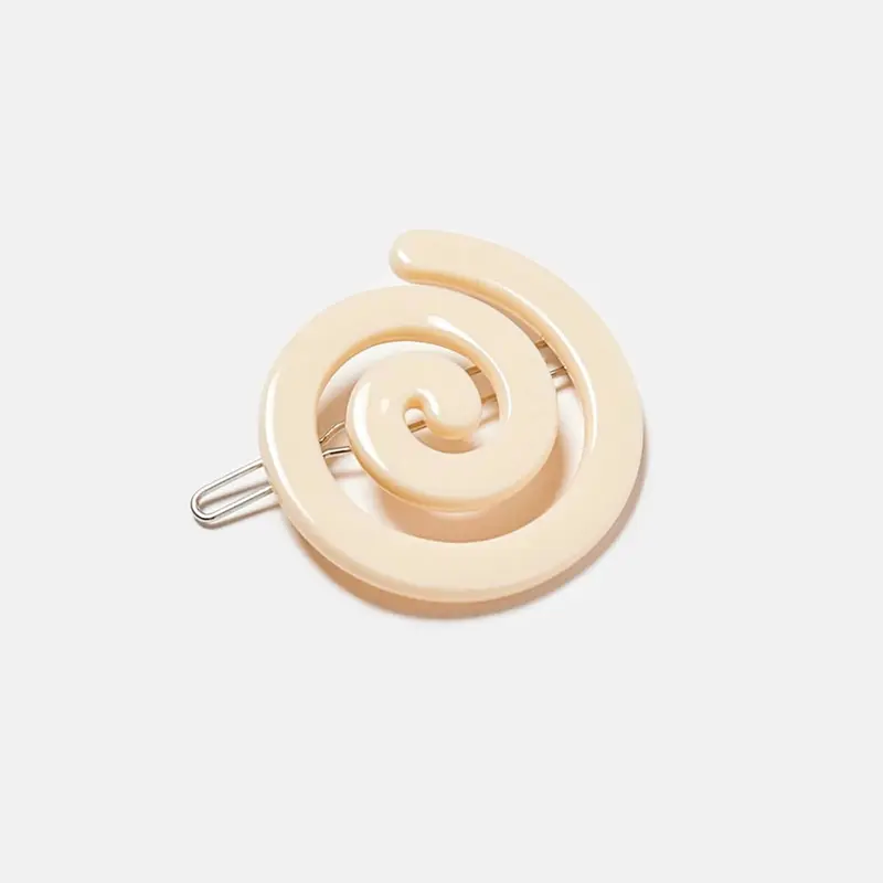 Spiral Clip in Cream by Chunks