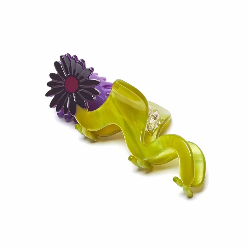 Wavy Daisy Hair Claw by Winona Irene