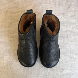 Tate Sheepskin Lined Ankle Boots in Black by PP