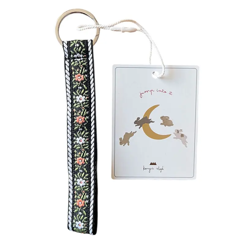 Key Hanger in Shadow by Konges Sljd