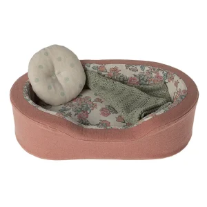 Cosy Basket (Small) in Coral by Maileg