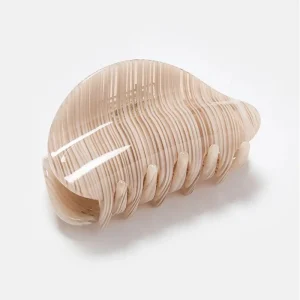 Juno Hair Claw in Oak by Chunks