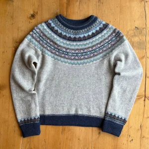 Alpine Short Sweater in Arctic by Erib