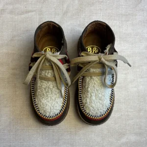 Mocassin Lace Up Shoes in Brown Suede / Shearling by PP