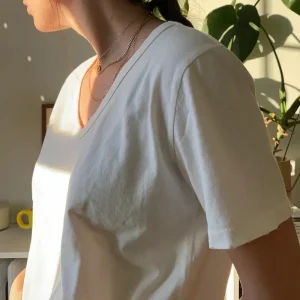 La Vie Tee in Vintage White by Le Bon Shoppe