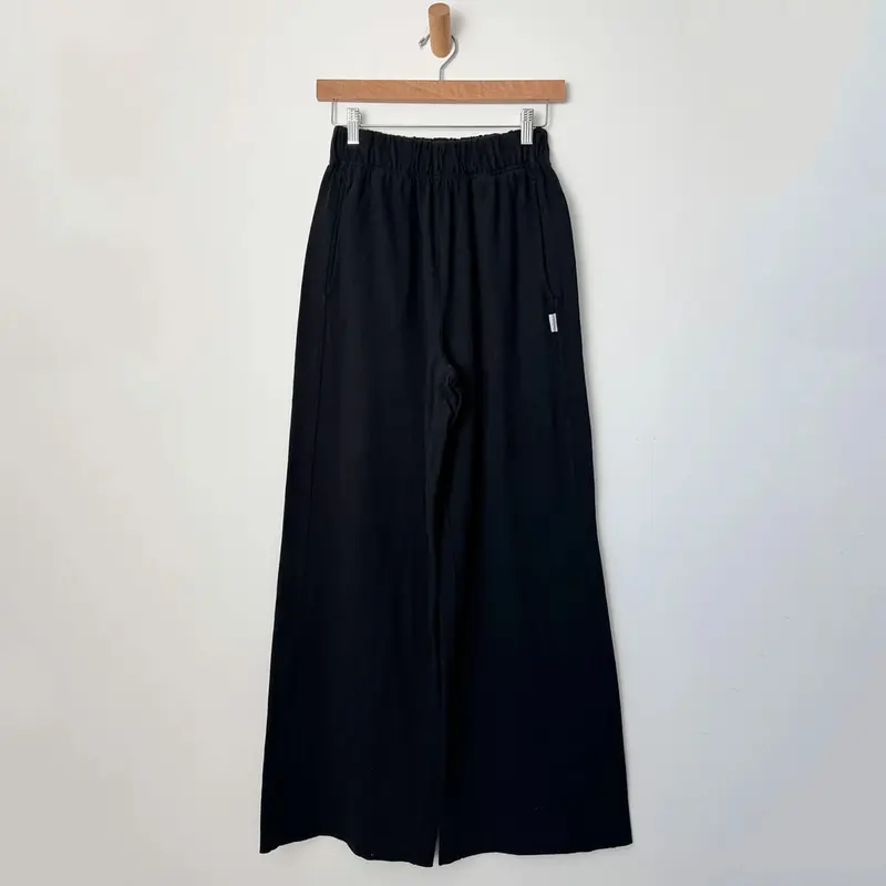 Breezy Pants in Black by Le Bon Shoppe