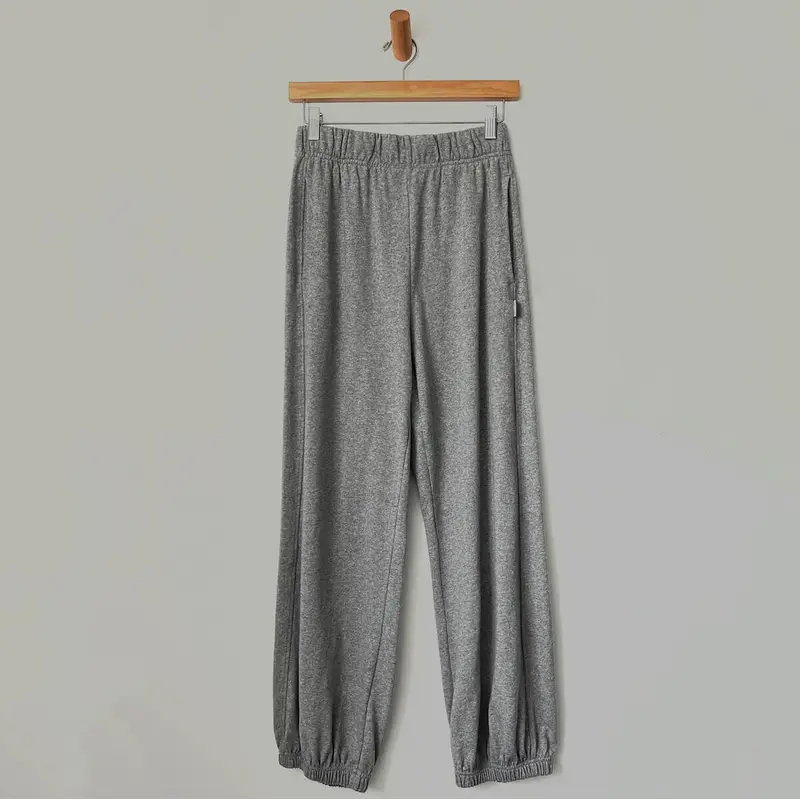 Balloon Pants in Heather Grey by Le Bon Shoppe