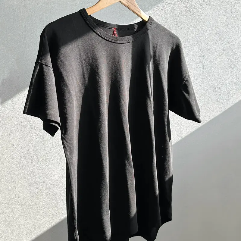 Her Tee in True Black by Le Bon Shoppe