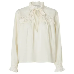 Gemma Shirt in Creme by Lollys Laundry