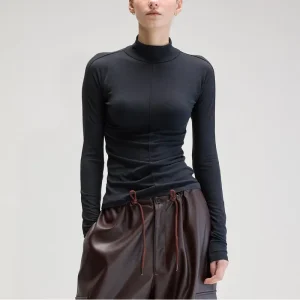 Flawy Turtleneck in Off Black by Bellerose