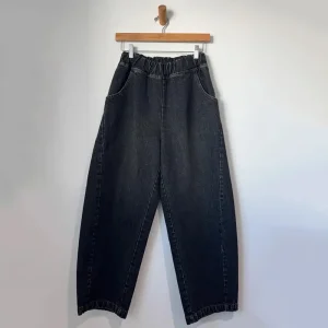 Arc Pants in Black Denim by Le Bon Shoppe