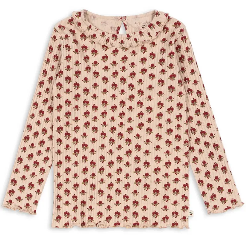 Nia Tee in Ruby Rose by Konges Slojd