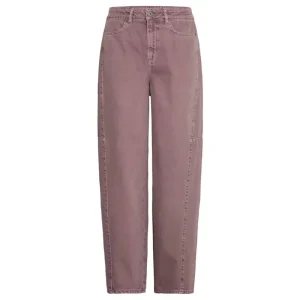 Mijalla Jean in Ruby Wine by ICHI