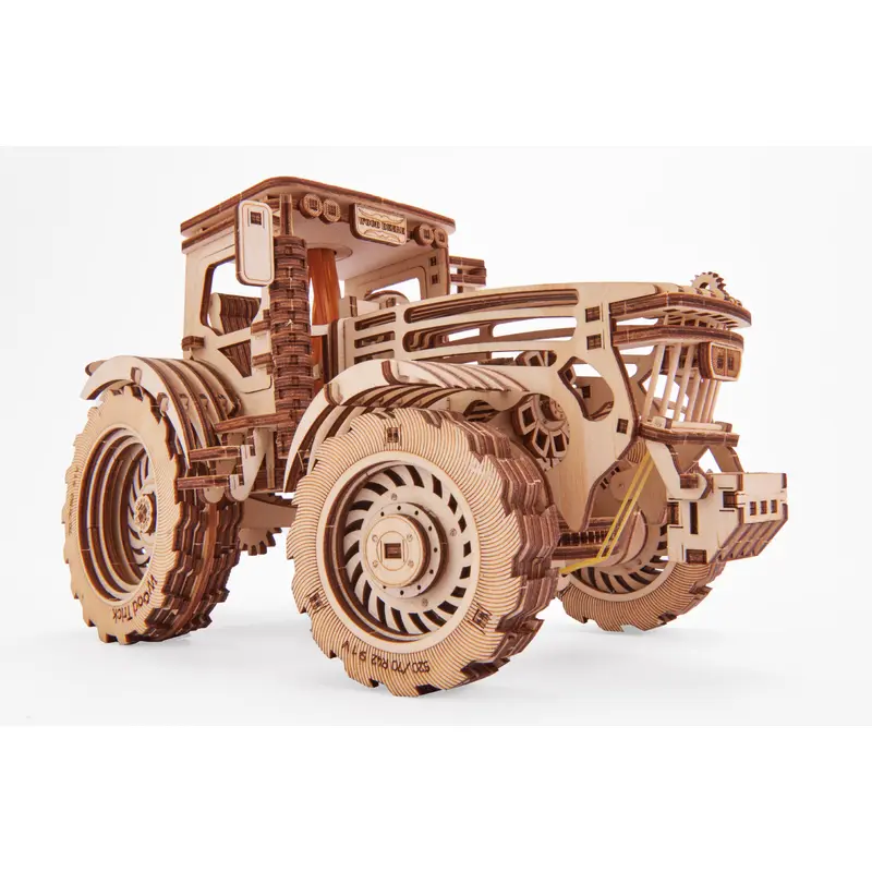 Wood Trick Tractor 401 Piece Set