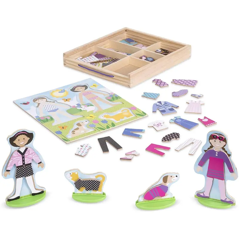 Melissa & Doug 19314 Best Friends Magnetic Dress-up Play Set