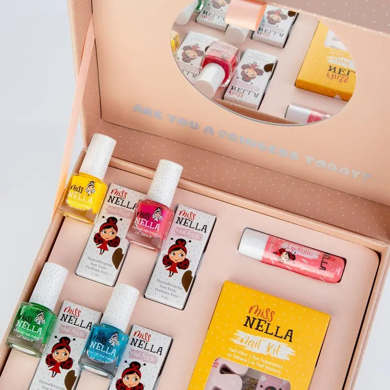 Miss Nella Limited Edition Beauty Case